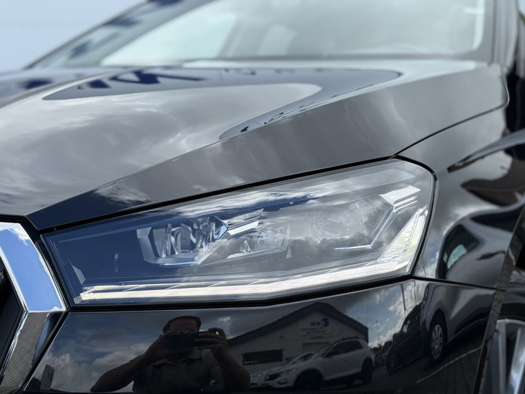 Vehicle Image 31
