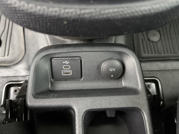 Vehicle Image 35