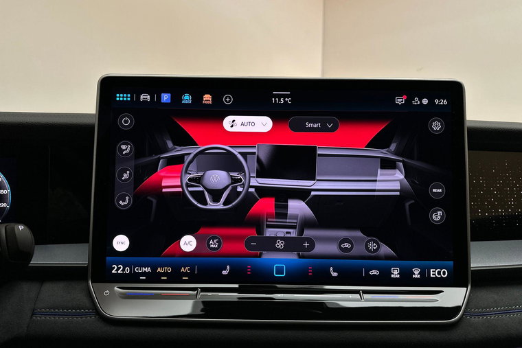 Vehicle Image 30
