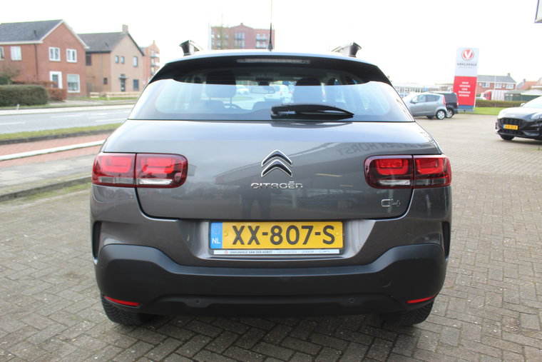 Vehicle Image 26