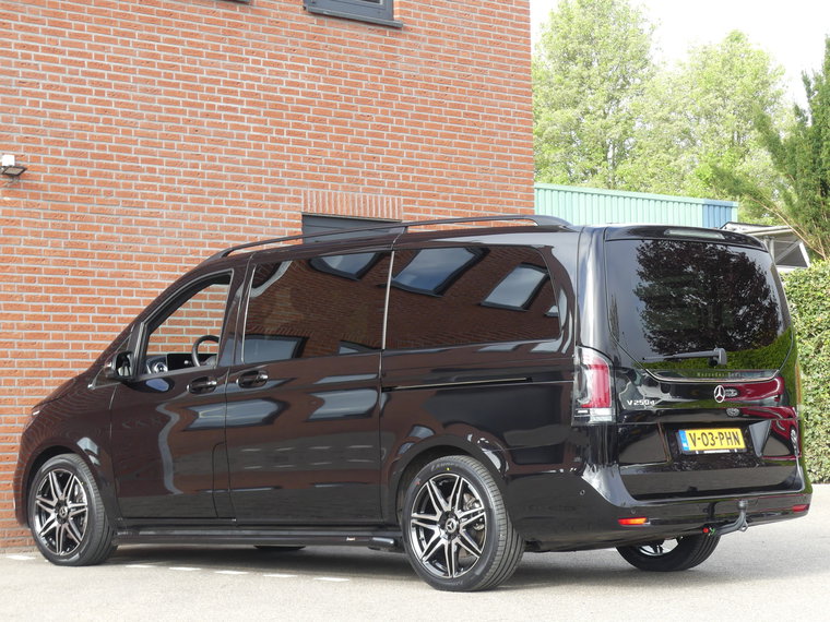 Vehicle Image 29