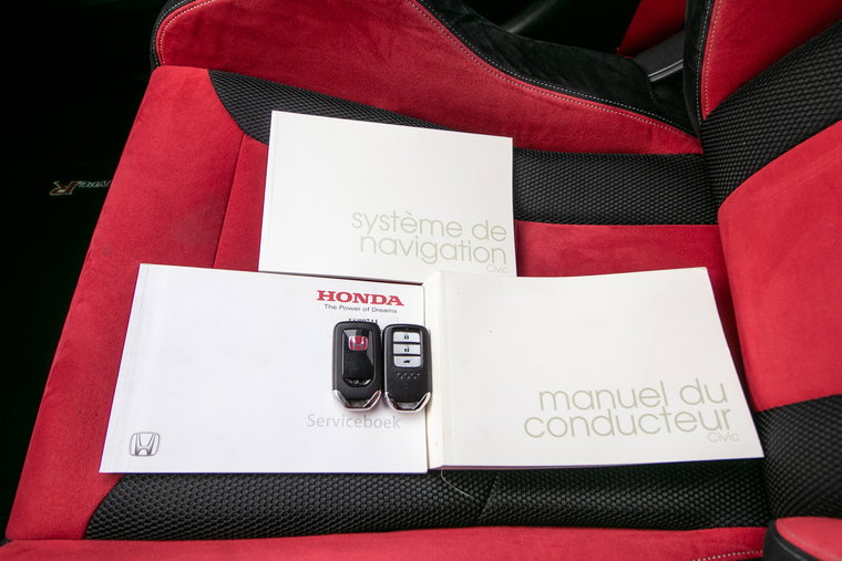 Vehicle Image 30