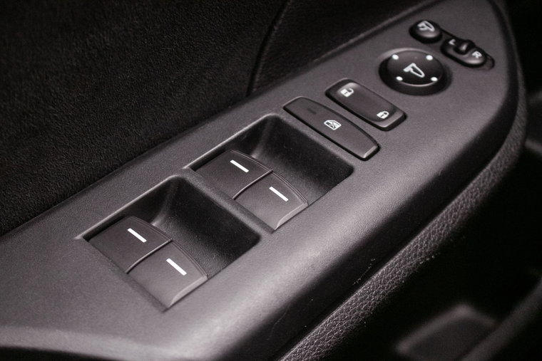 Vehicle Image 60