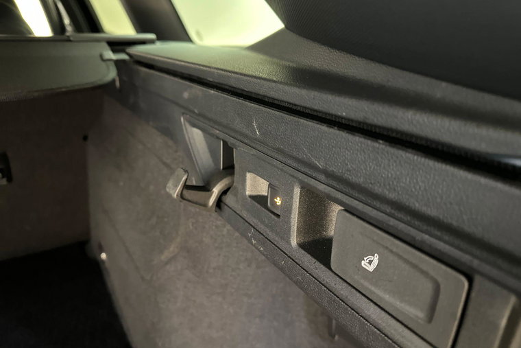 Vehicle Image 39