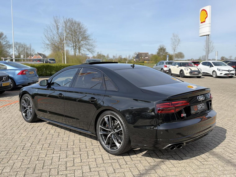 Vehicle Image 23