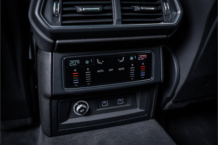 Vehicle Image 45