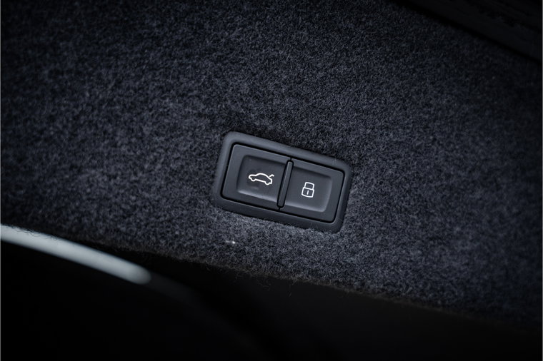 Vehicle Image 47