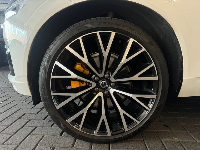 Vehicle Image 23