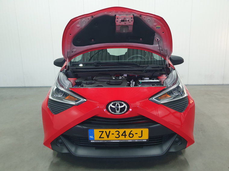 Vehicle Image 18