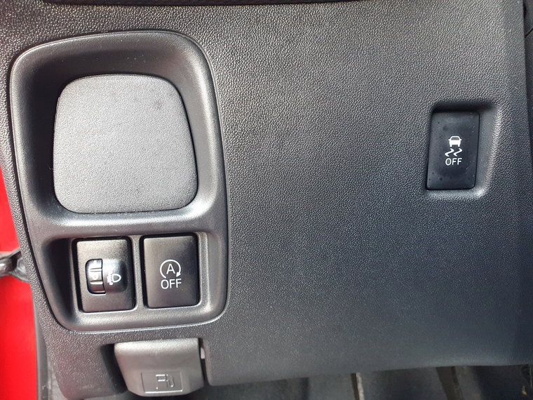 Vehicle Image 32