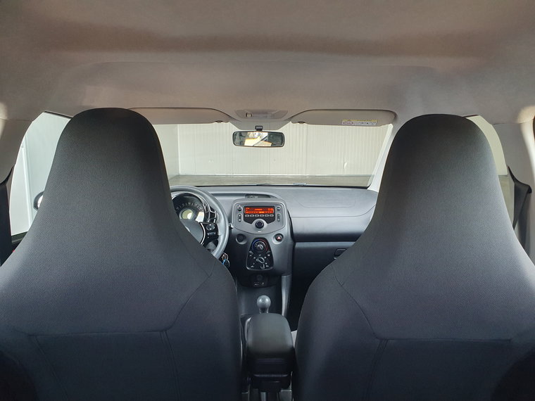 Vehicle Image 40