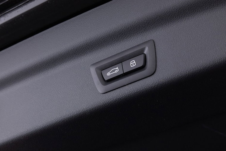 Vehicle Image 27