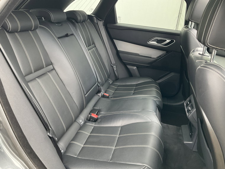 Vehicle Image 40