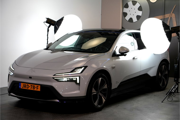 Vehicle Image 21