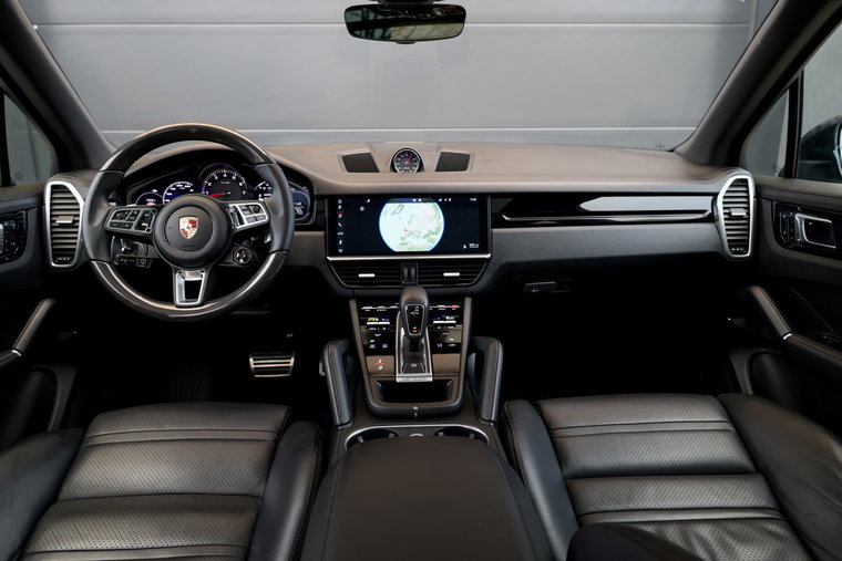Vehicle Image 30