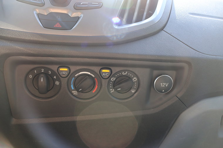 Vehicle Image 27