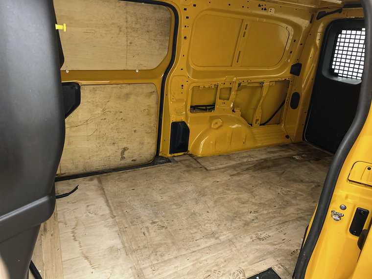 Vehicle Image 26