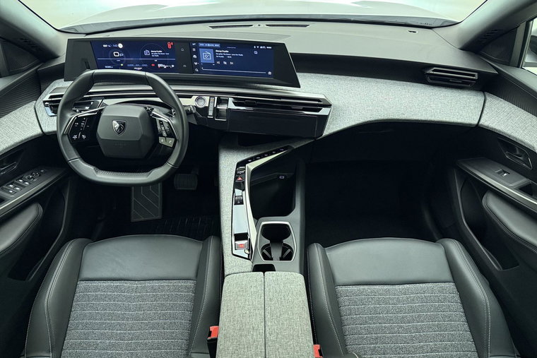 Vehicle Image 31