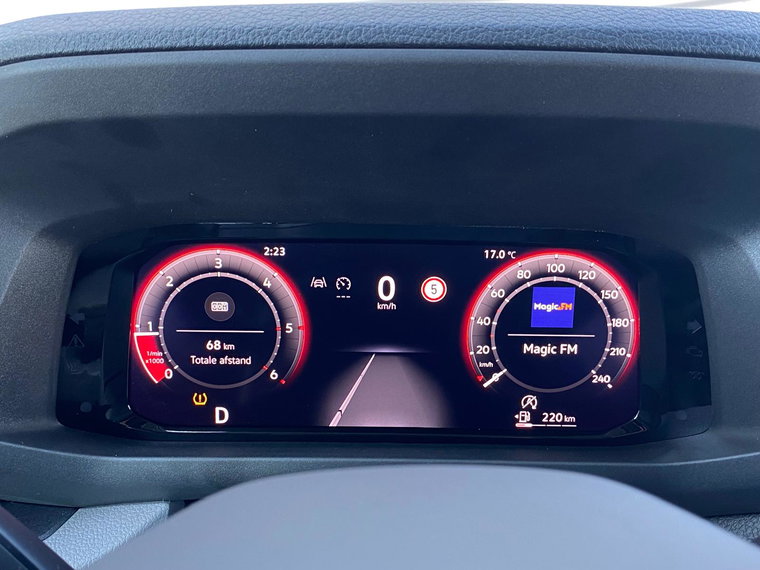 Vehicle Image 13