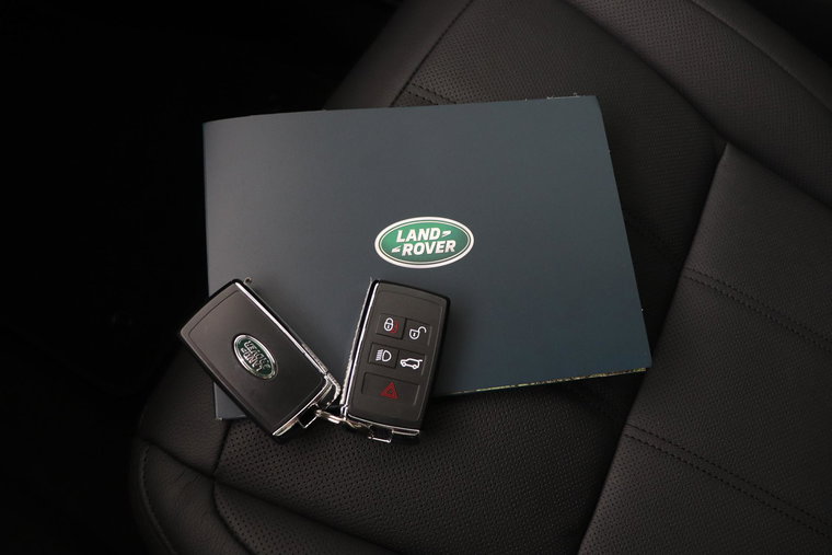 Vehicle Image 18
