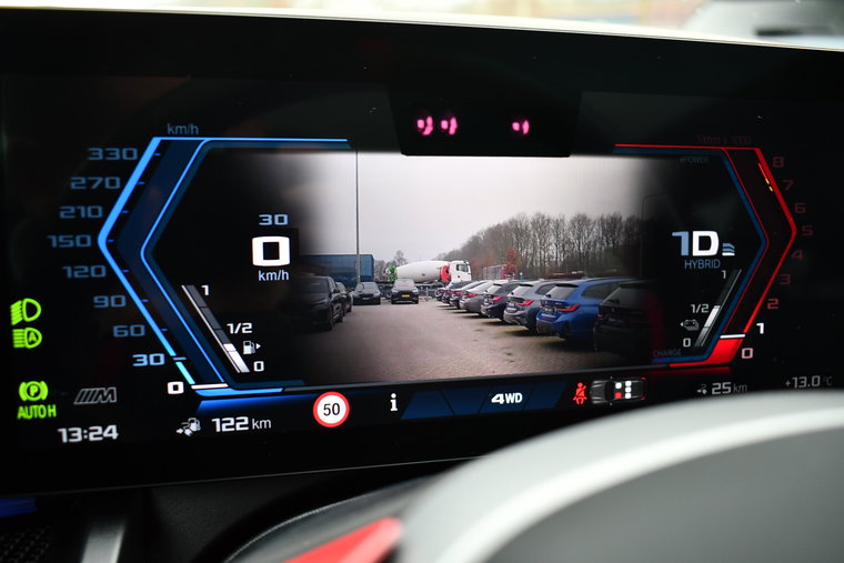 Vehicle Image 30