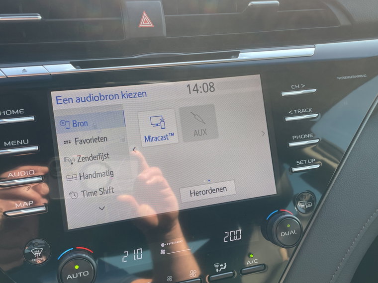 Vehicle Image 19