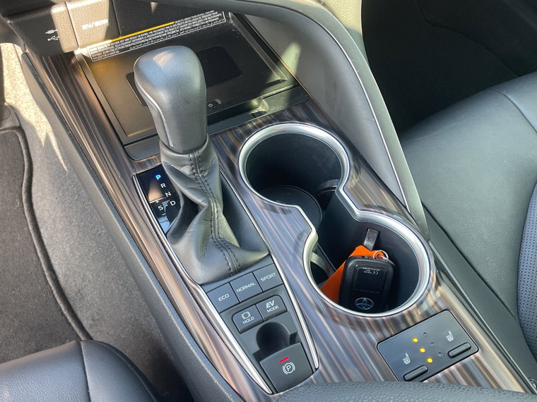 Vehicle Image 22