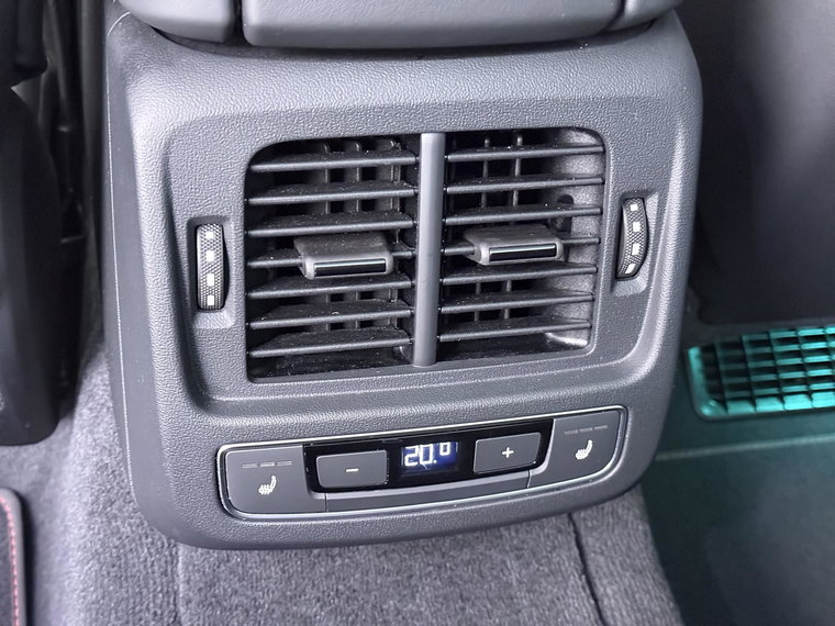 Vehicle Image 27
