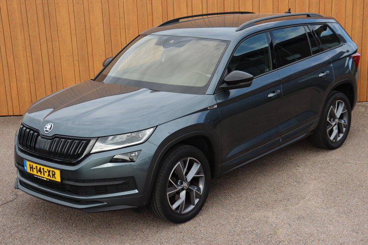 Vehicle Image 6