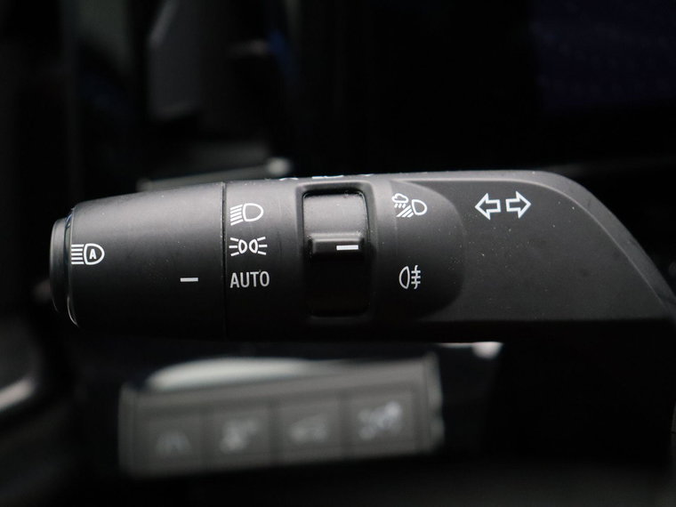 Vehicle Image 27