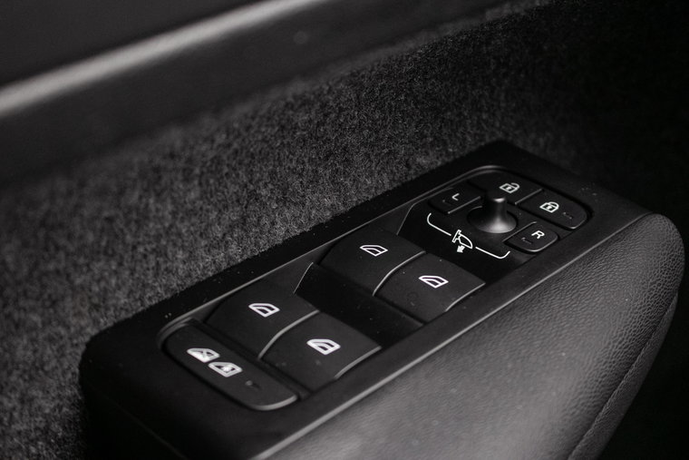 Vehicle Image 45
