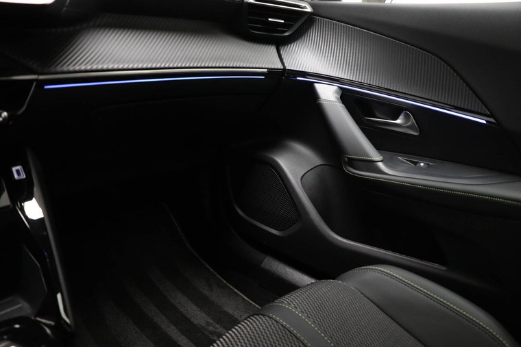 Vehicle Image 35