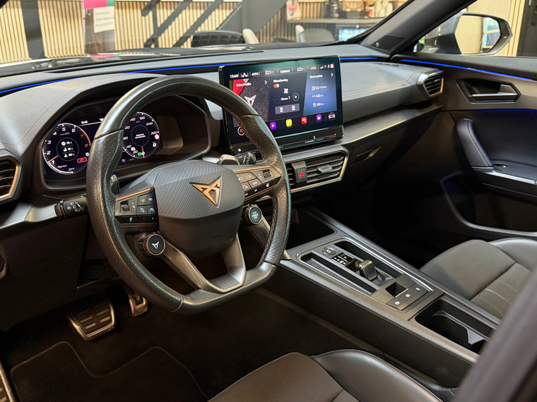 Vehicle Image 19