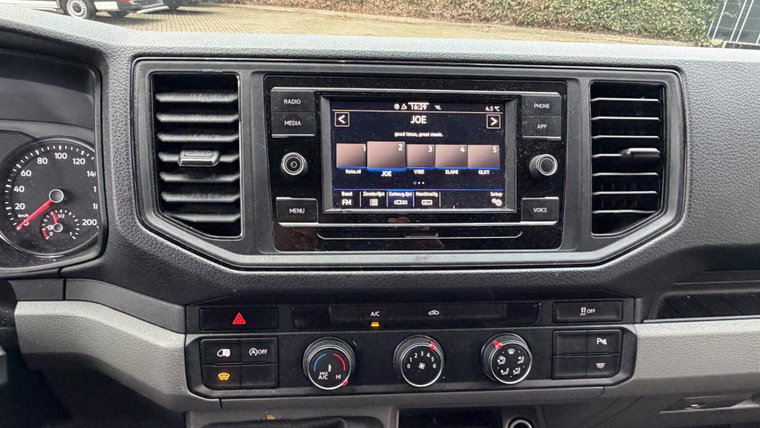 Vehicle Image 19