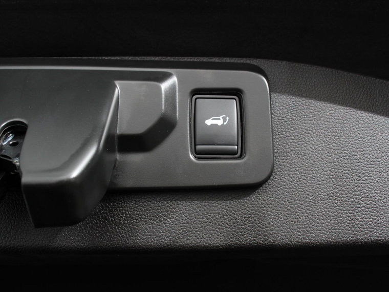 Vehicle Image 43
