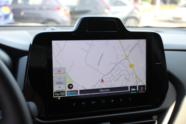 Vehicle Image 12