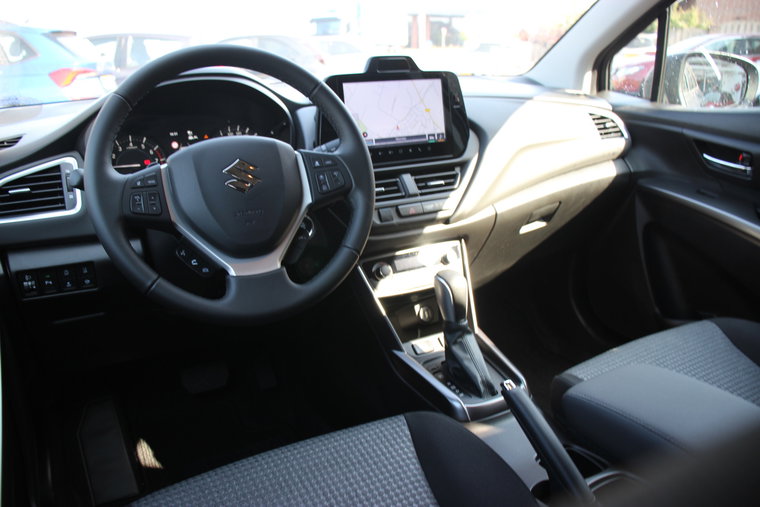 Vehicle Image 7