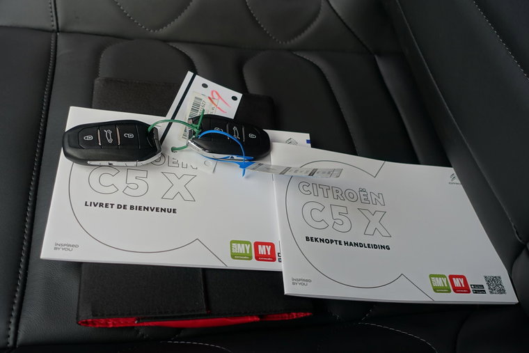 Vehicle Image 14