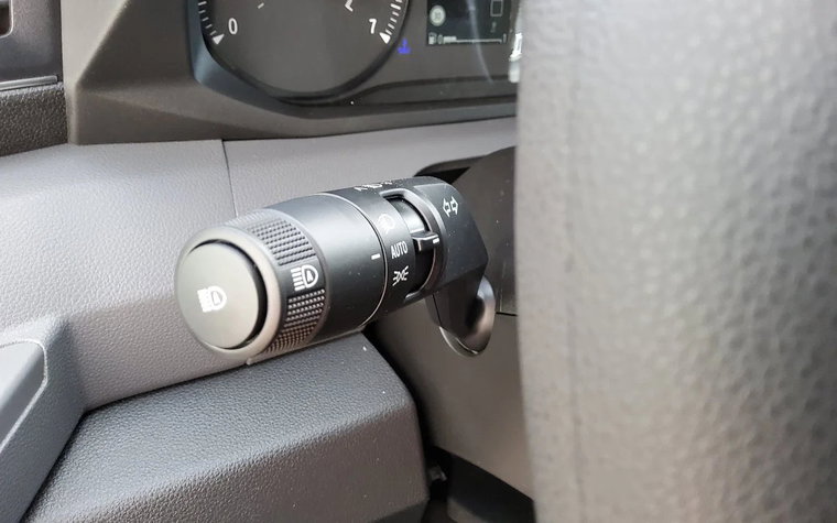 Vehicle Image 19