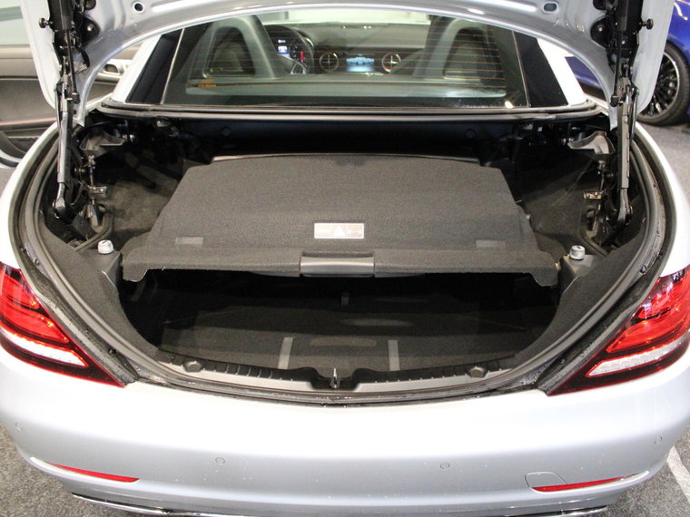 Vehicle Image 18