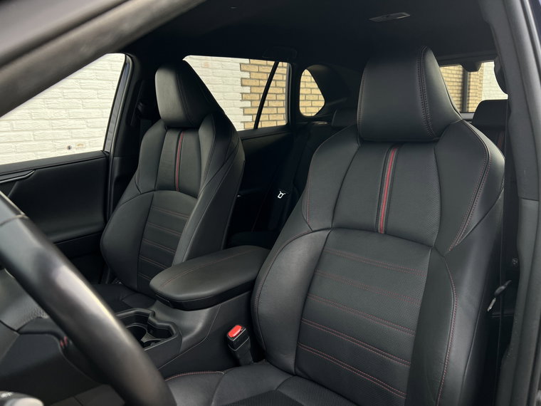Vehicle Image 33