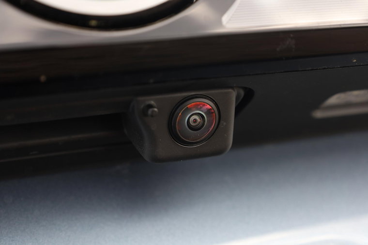 Vehicle Image 11
