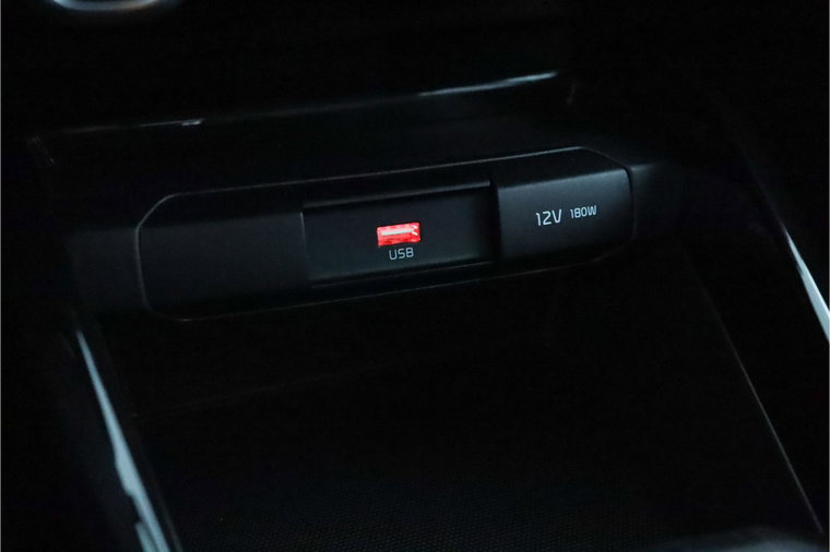 Vehicle Image 54
