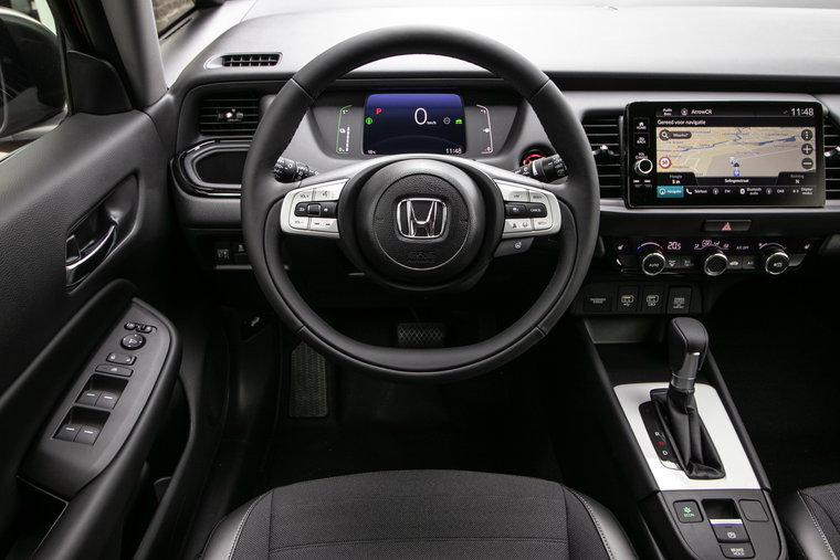 Vehicle Image 15