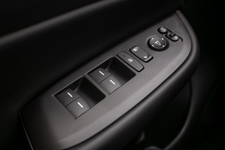 Vehicle Image 38