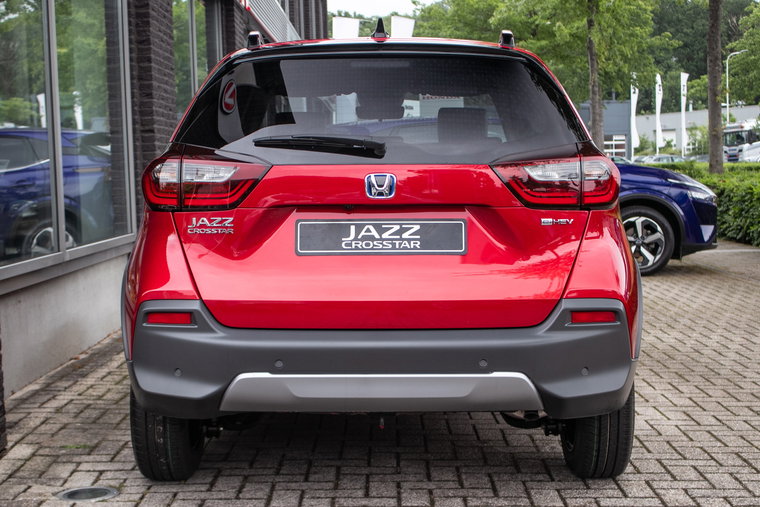 Vehicle Image 11