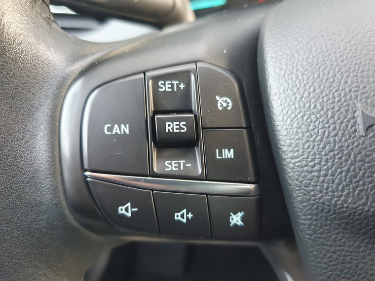 Vehicle Image 39
