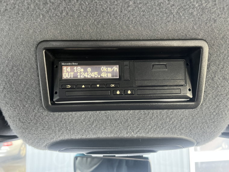 Vehicle Image 34