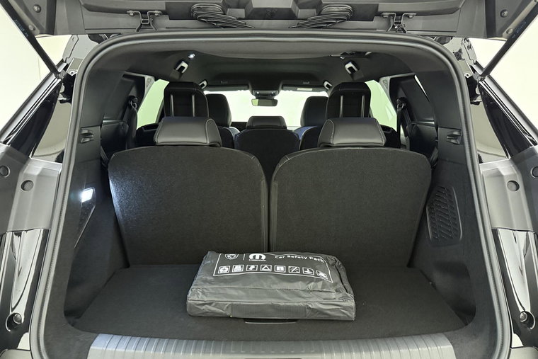 Vehicle Image 17