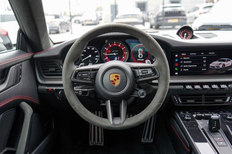 Vehicle Image 21